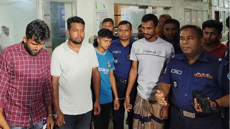 নারীর ভিডিও ছড়িয়ে দেয়ার ঘটনায় চার আসামি ৩ দিন করে রিমান্ডে