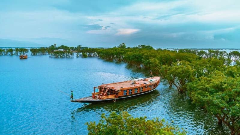 ঝিরি, নদী ও সমুদ্র ভ্রমণে বাড়ছে মৃত্যুহার, জীবনরক্ষায় পরামর্শ দিলেন সাঁতারু